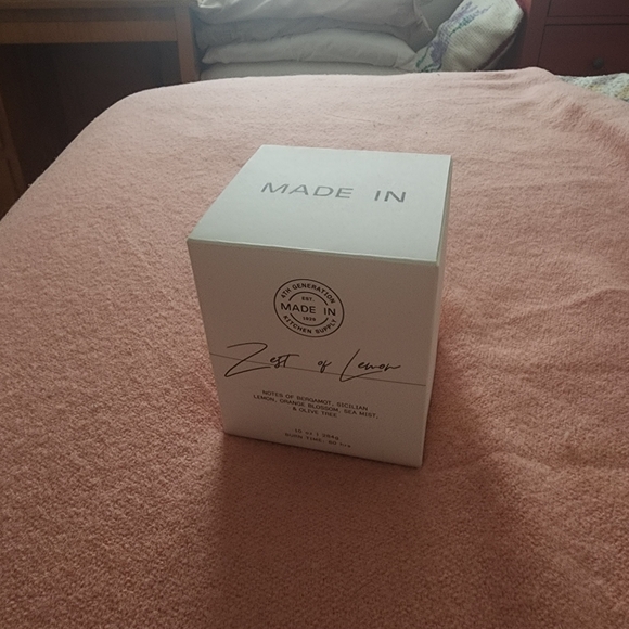 NIB Made In Lemon Zest Kitchen Candle - Picture 5 of 7